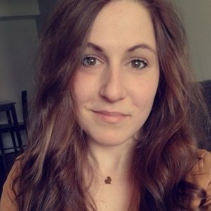 Meet your Posher, Julia